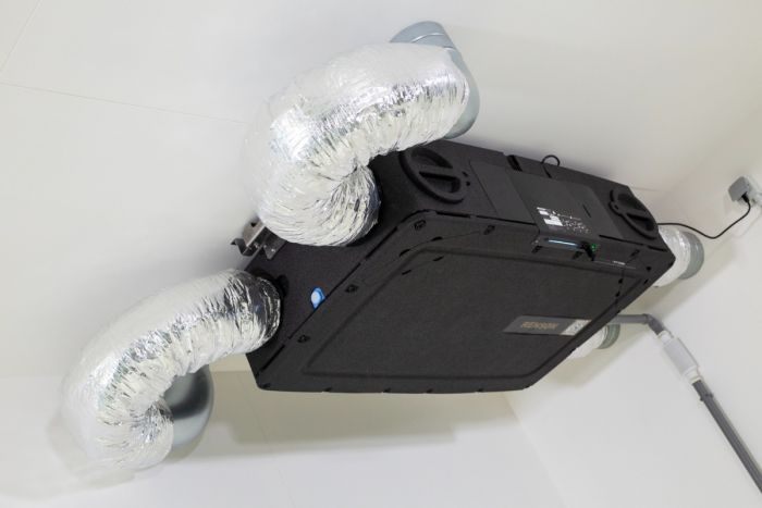 Renson Flux+ flat 225 WTW unit - 225m3/h - met geïntegreerde vocht,  CO2 en VOC sensoren